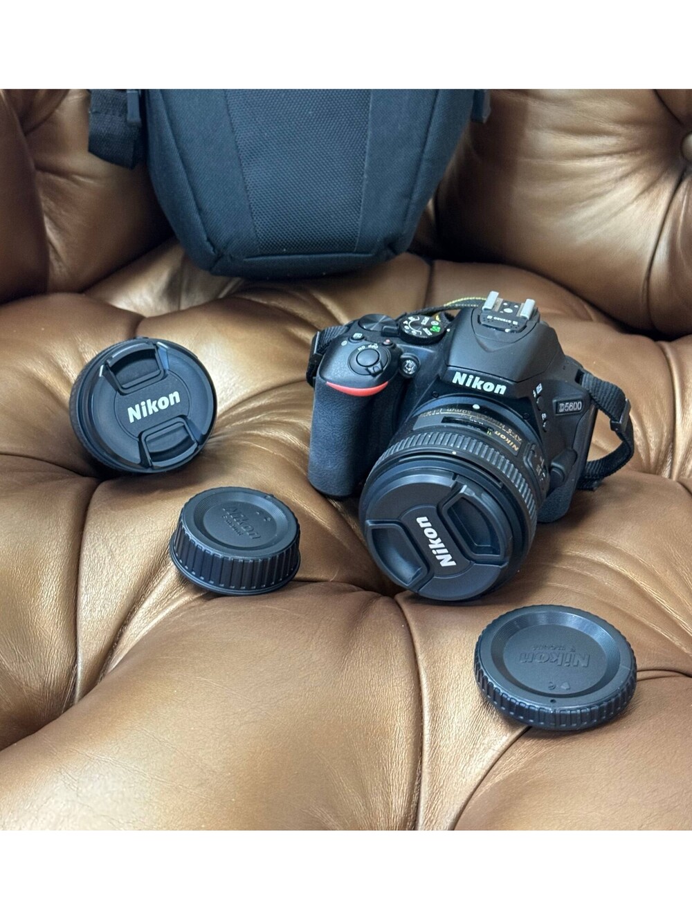 Nikon D5600 DSLR Digital SLR Camera W/ 18-55mm Lens Nikkor AF-S 50mm f1.8 G Prim